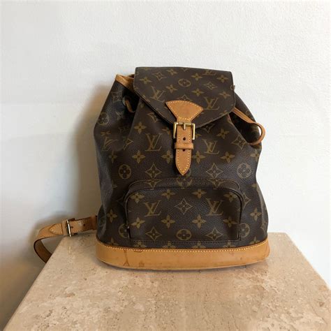 louis vuitton montsouris gm vs mm|louis vuitton size guide.